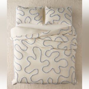 ✨NWT URBAN OUTFITTERS WIGGLE TUFTED DUVET COVER✨